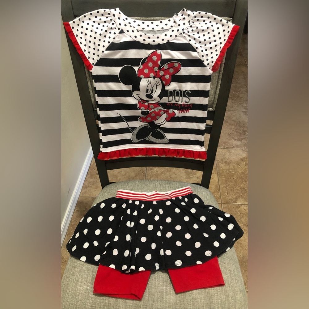 Disney Minnie Mouse outfit, size 5T. Great condition.